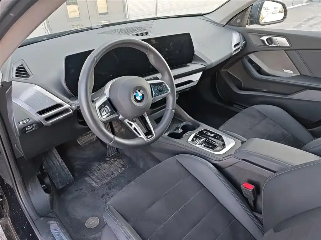 BMW 2 Series 2025 из CN, фото 2