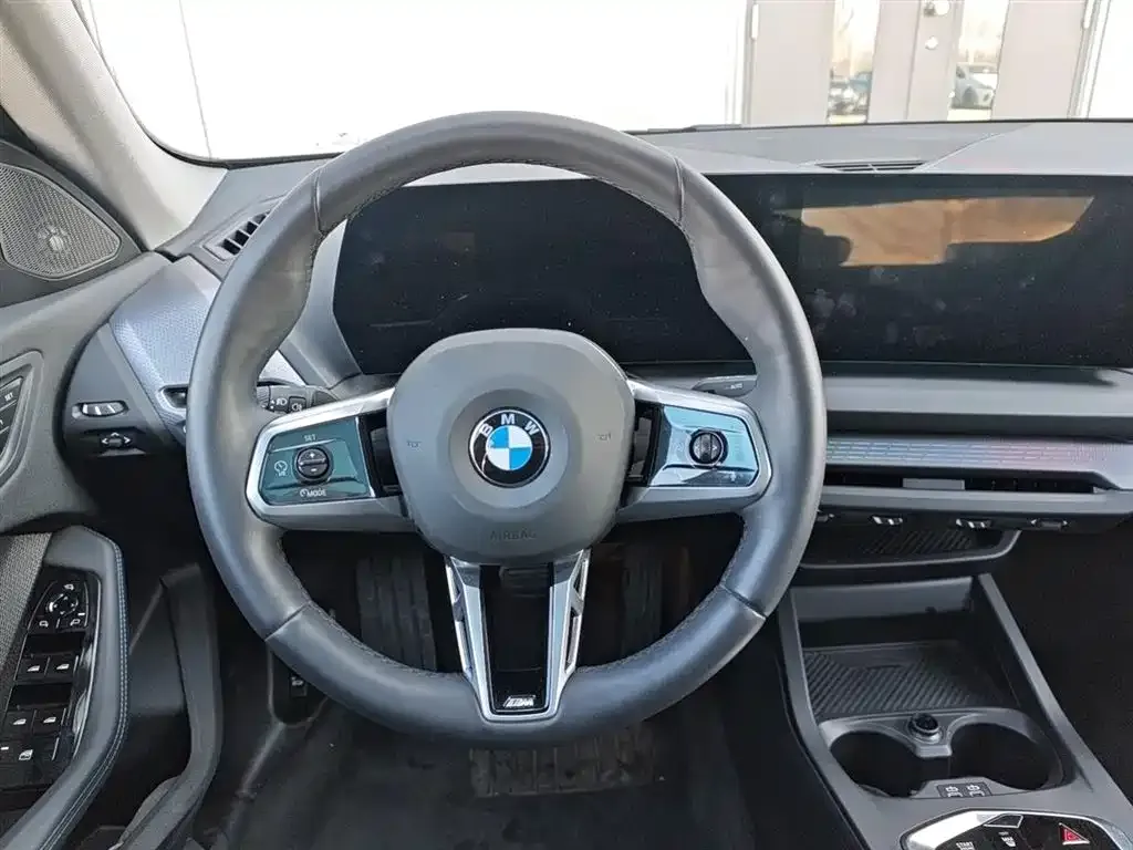 BMW 2 Series 2025 из CN, фото 10