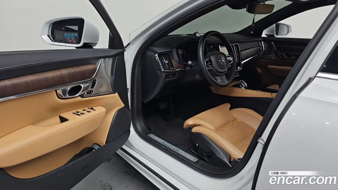 Volvo S90 2023 из KR, фото 2