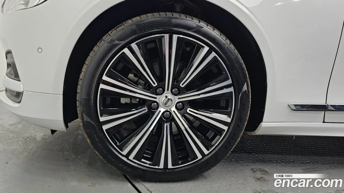 Volvo S90 2023 из KR, фото 7