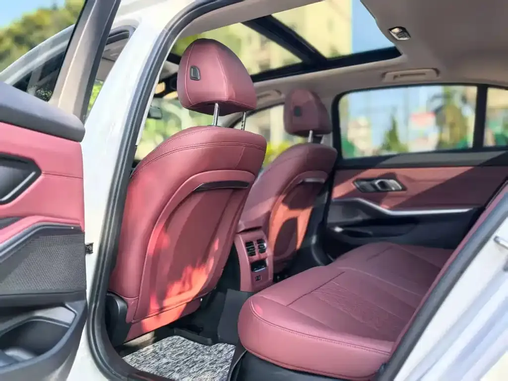 BMW i3 2024 из CN, фото 3