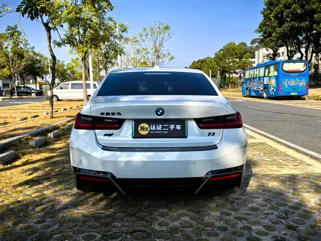 BMW i3 2024 из CN, фото 9