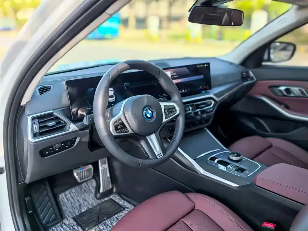 BMW i3 2024 из CN, фото 2