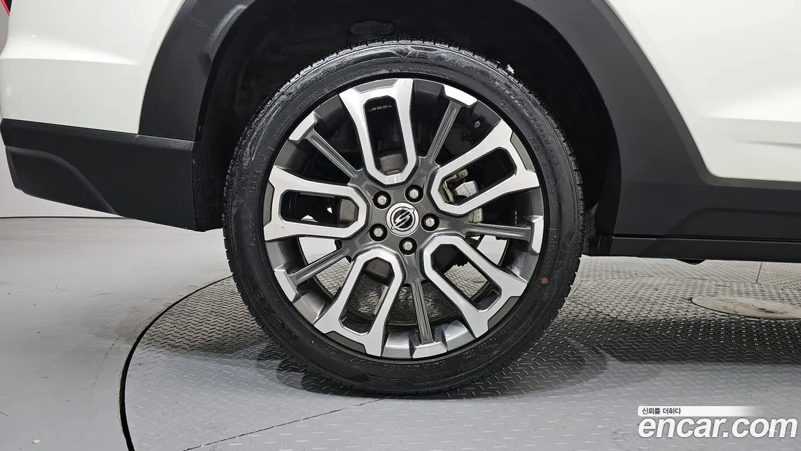 KG Mobility (Ssangyong) Torres 2023 из KR, фото 8