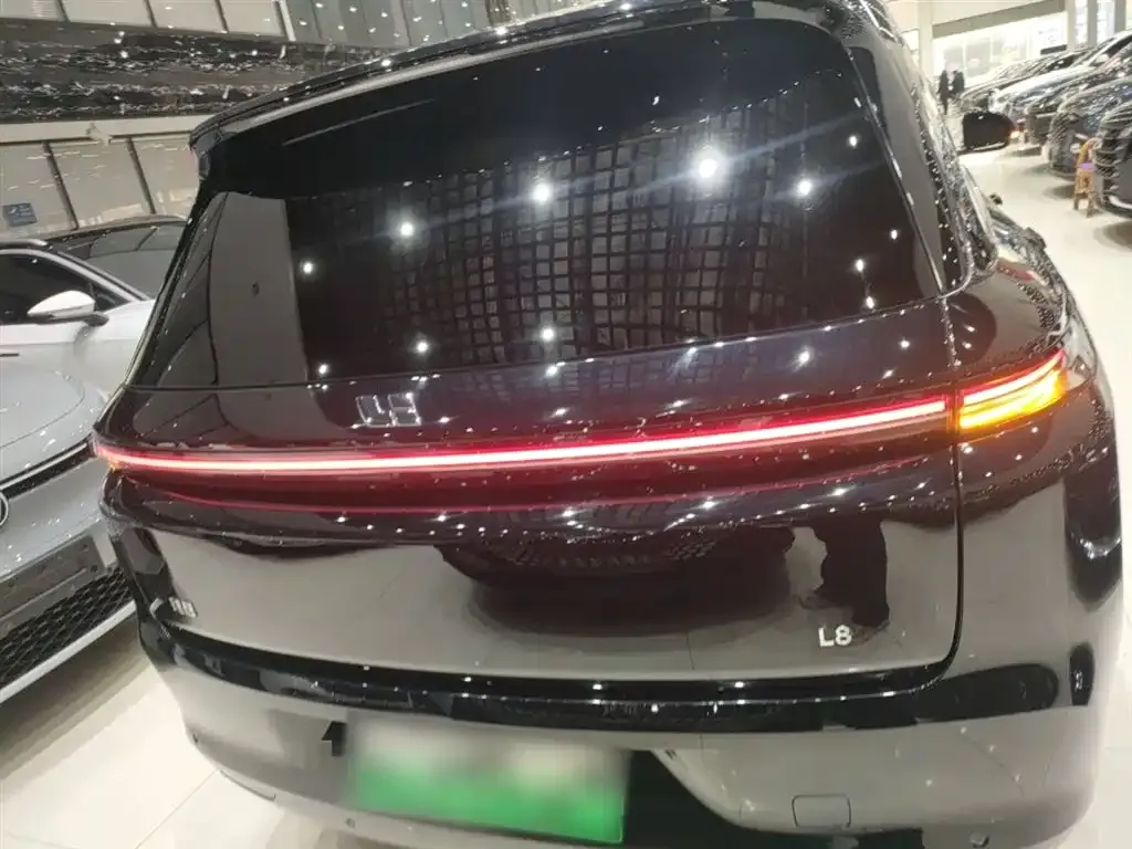 Li Auto L8 2024 из CN, фото 6