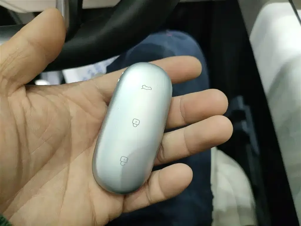 Li Auto L8 2024 из CN, фото 3