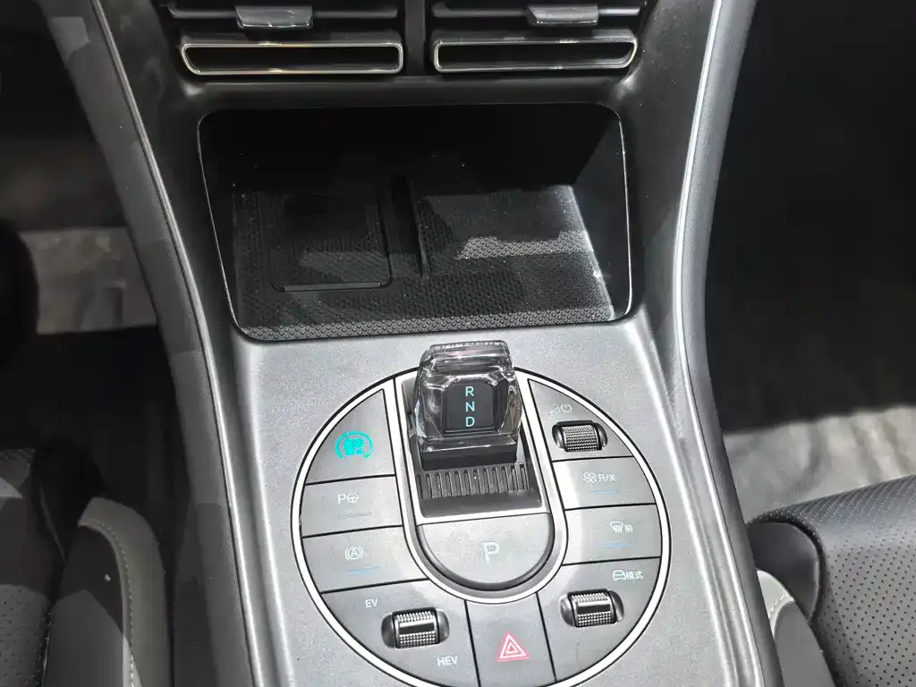 BYD Seal 05 DM-i 2025 из CN, фото 9