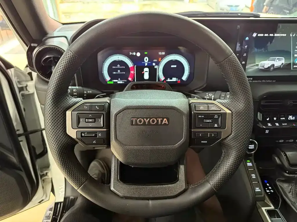 Toyota Prado 2024 из CN, фото 9