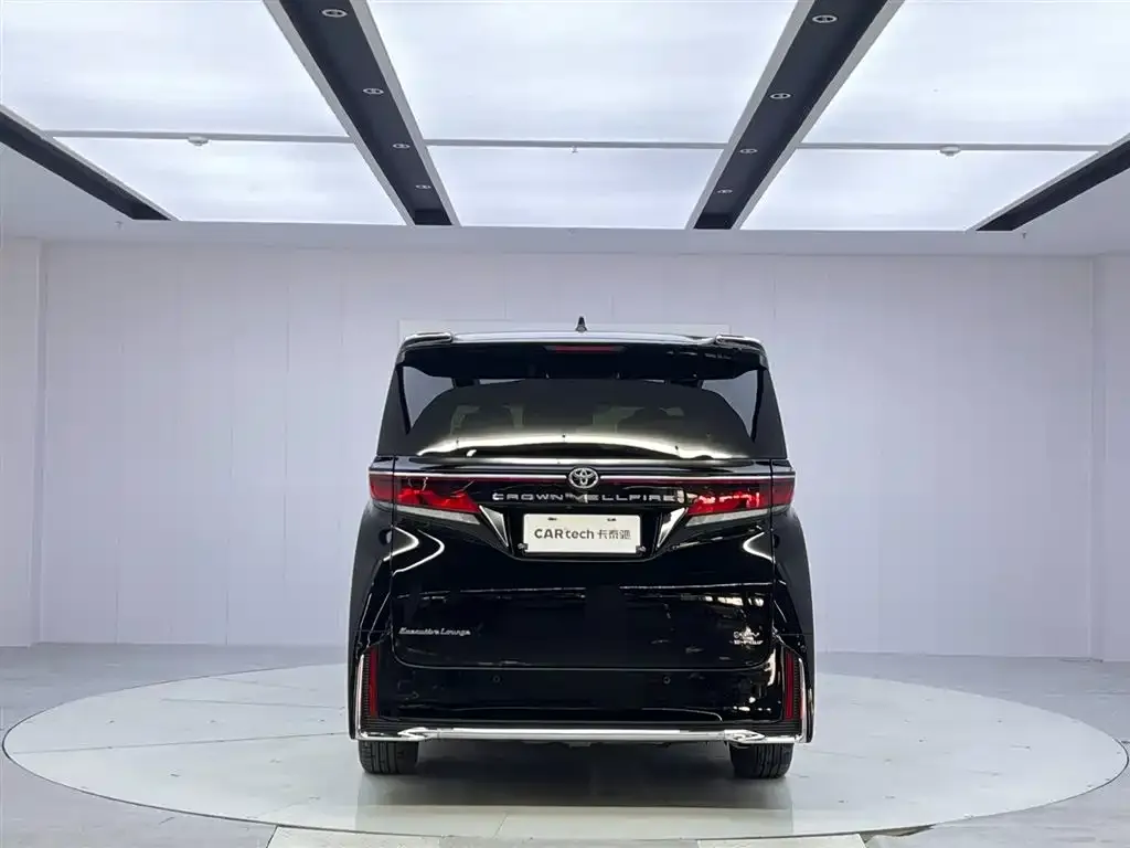Toyota Vellfire 2024 из CN, фото 5
