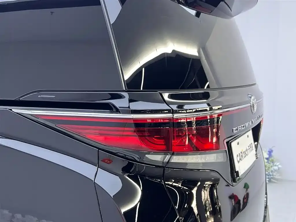 Toyota Vellfire 2024 из CN, фото 8