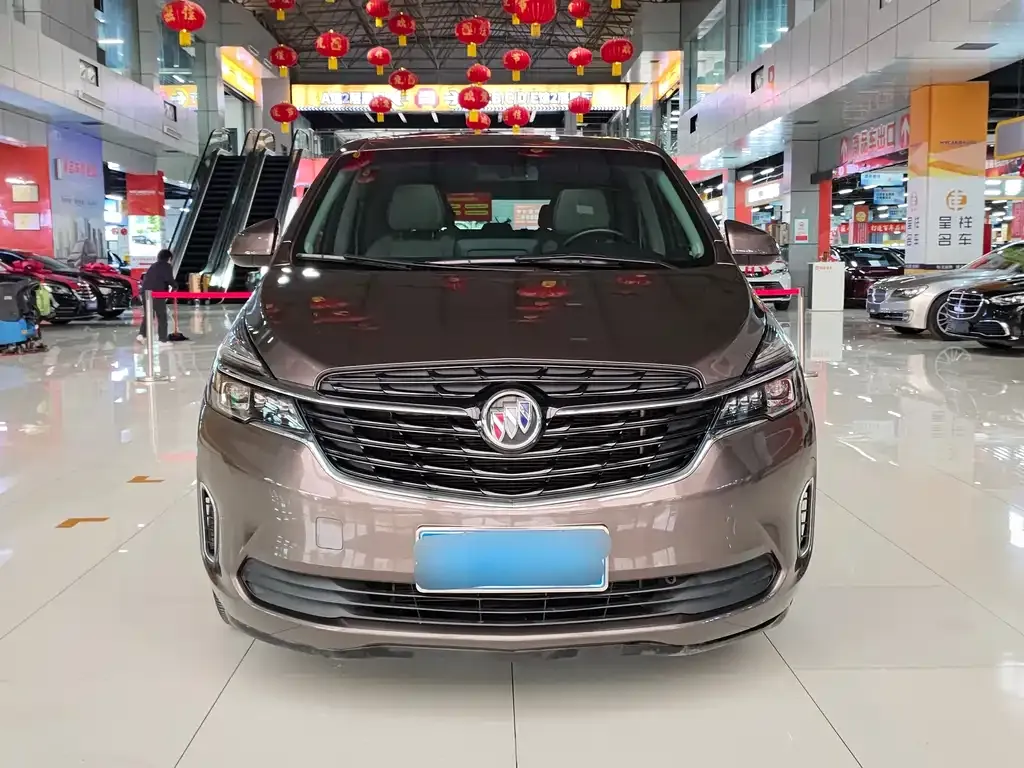 Buick GL8 2022 из CN, фото 5