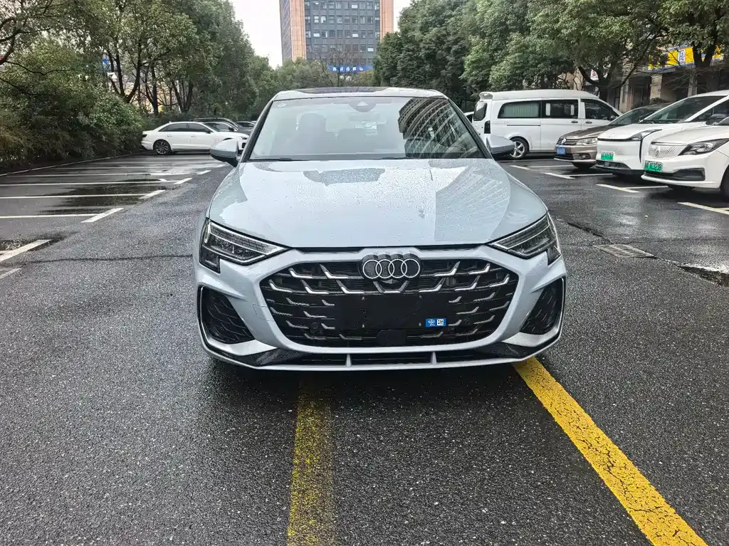 Audi A3 2024 из CN, фото 7