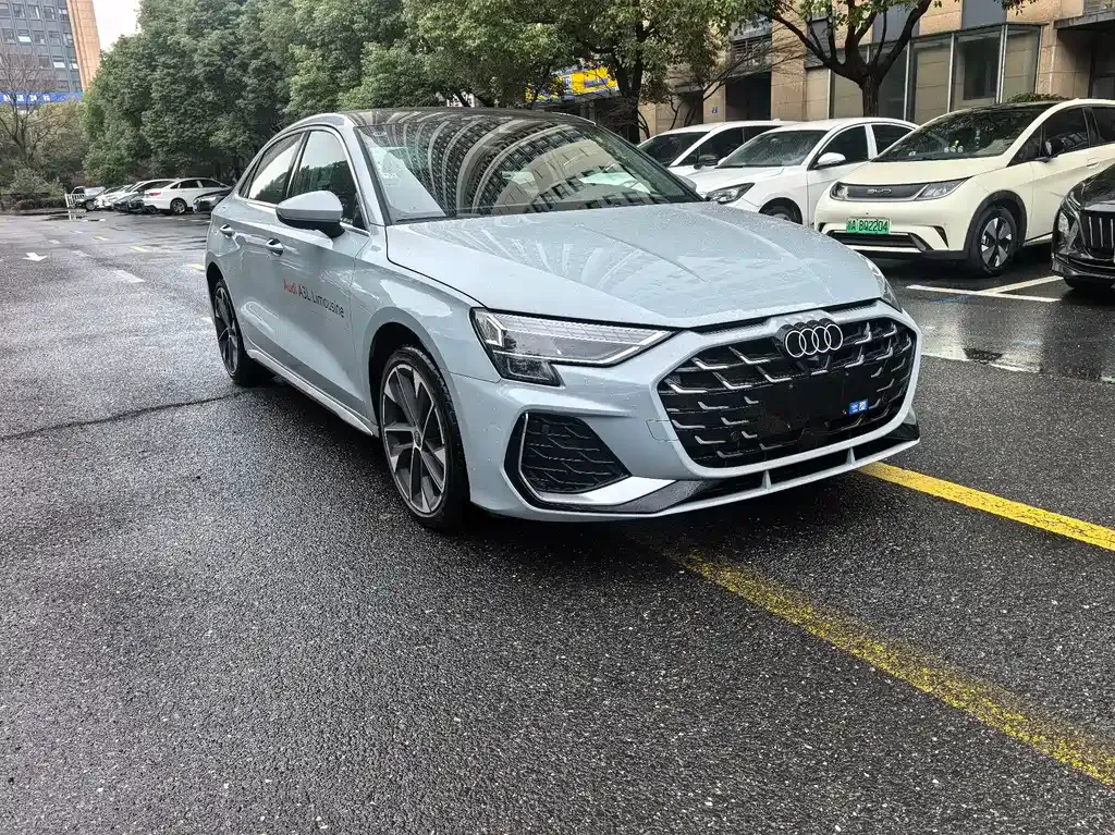Audi A3 2024 из CN, фото 6