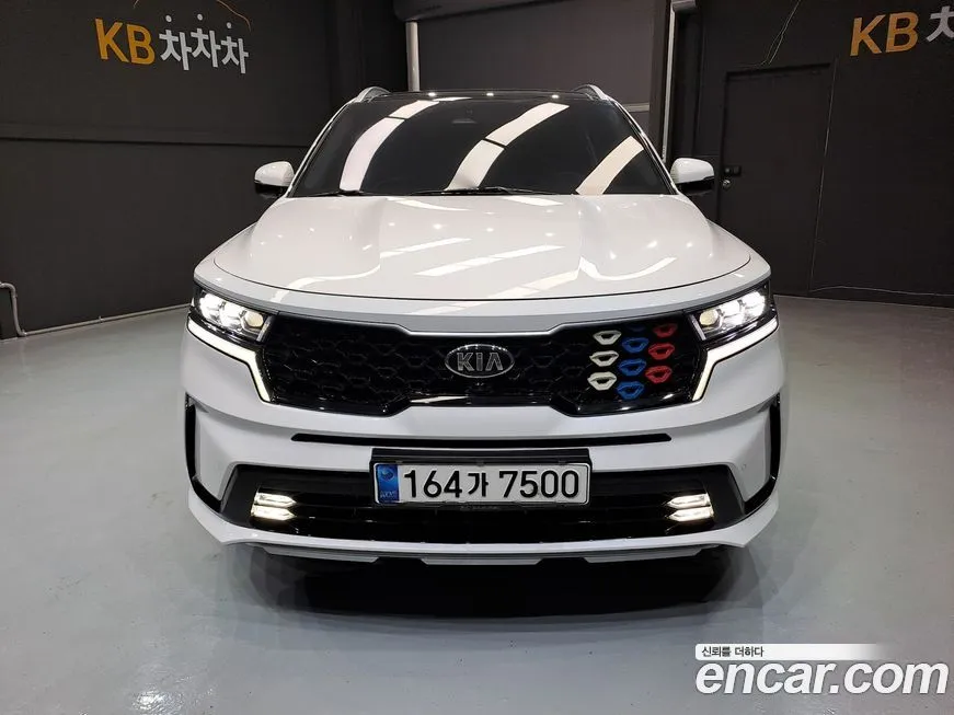Kia Sorento — фото 9