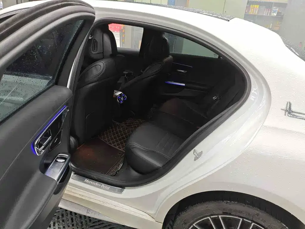 Mercedes-Benz C-Class 2025 из CN, фото 2