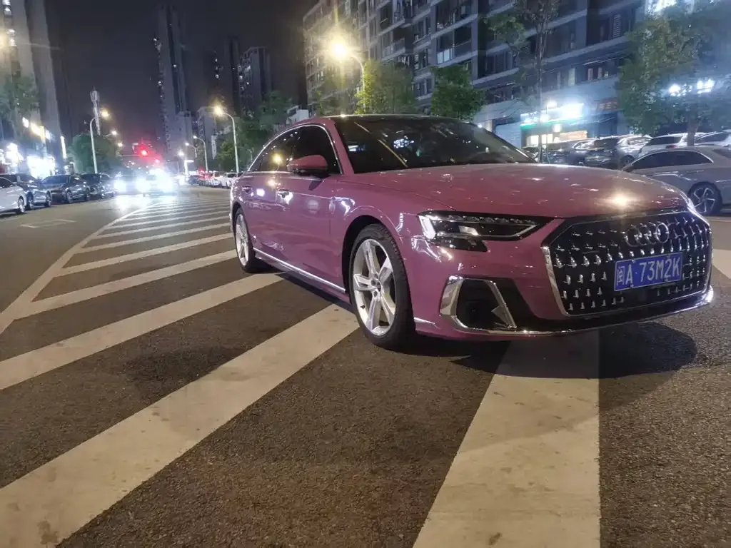 Audi A8 2023 из CN, фото 2