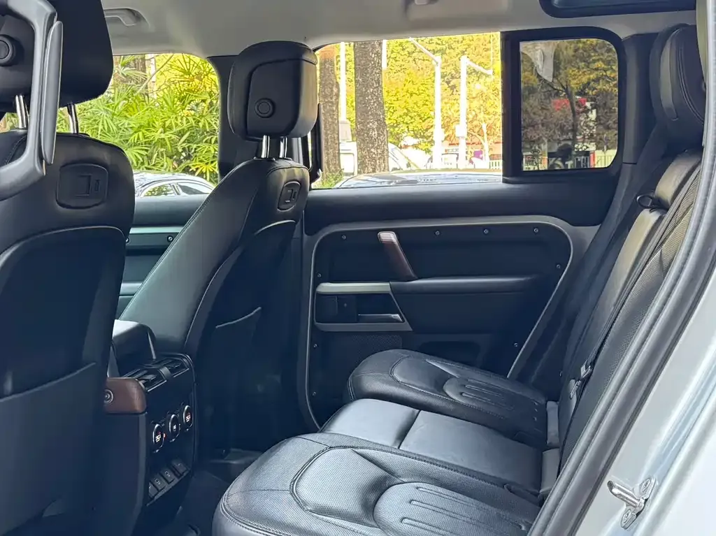 Land Rover Defender 2022 из CN, фото 5