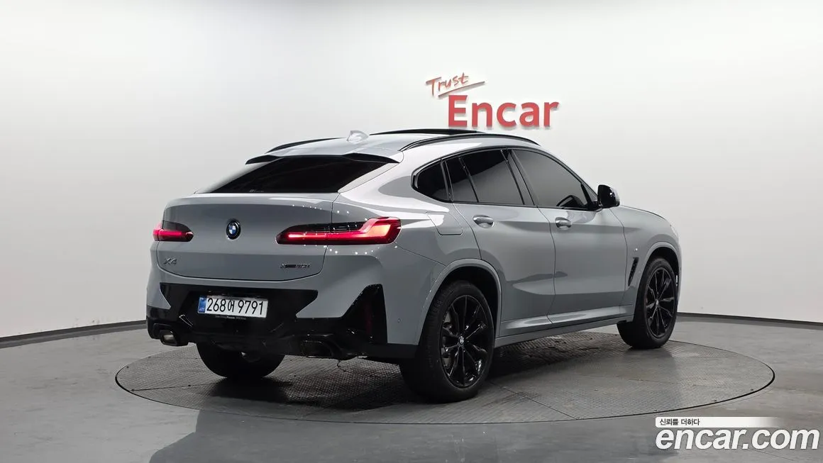 BMW X4 2025 из KR, фото 3