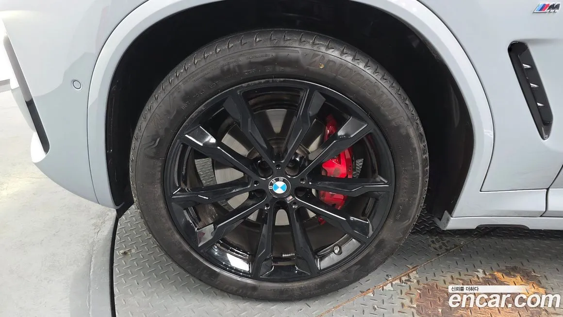 BMW X4 2025 из KR, фото 5