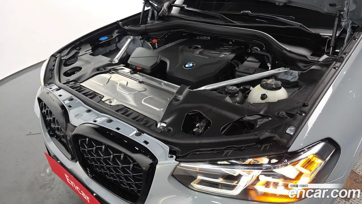 BMW X4 2025 из KR, фото 8