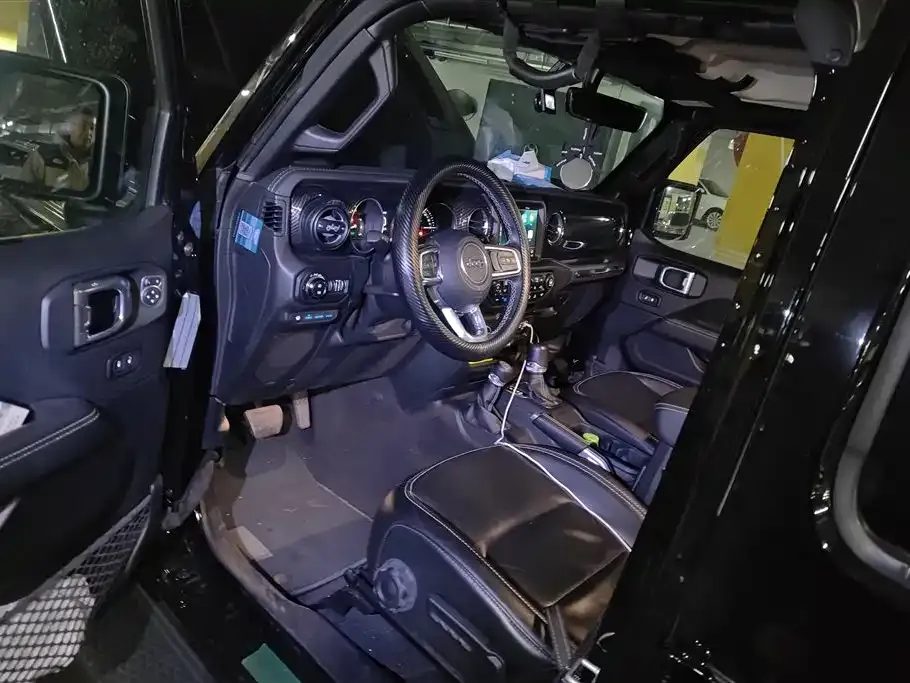 Jeep Wrangler PHEV 2021 из CN, фото 6
