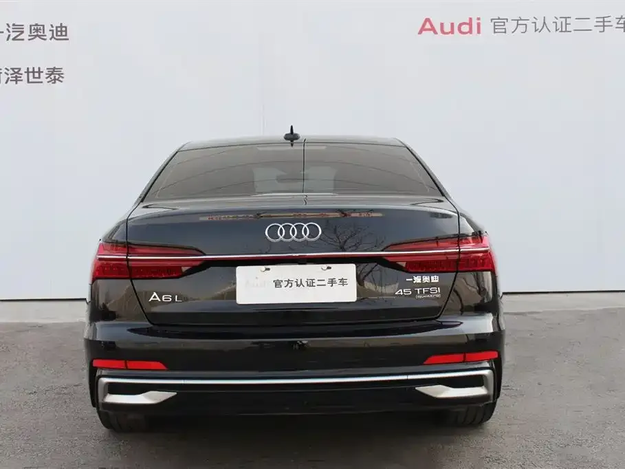 Audi A6L — фото 8