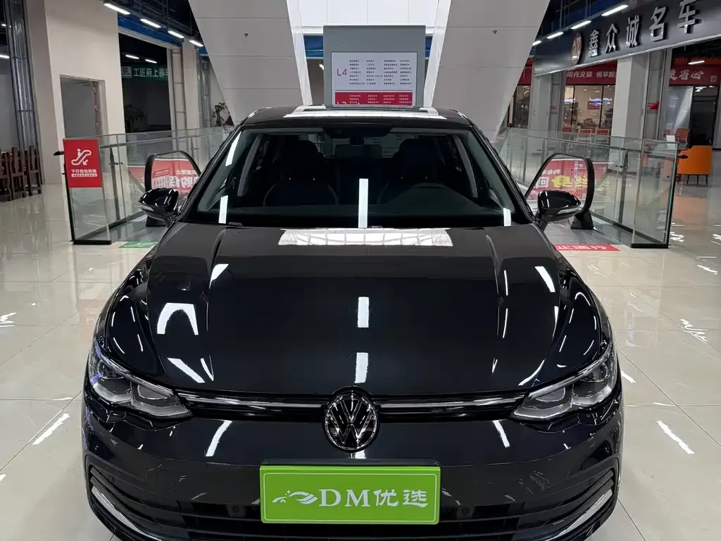 Volkswagen Golf 2023 из CN, фото 7