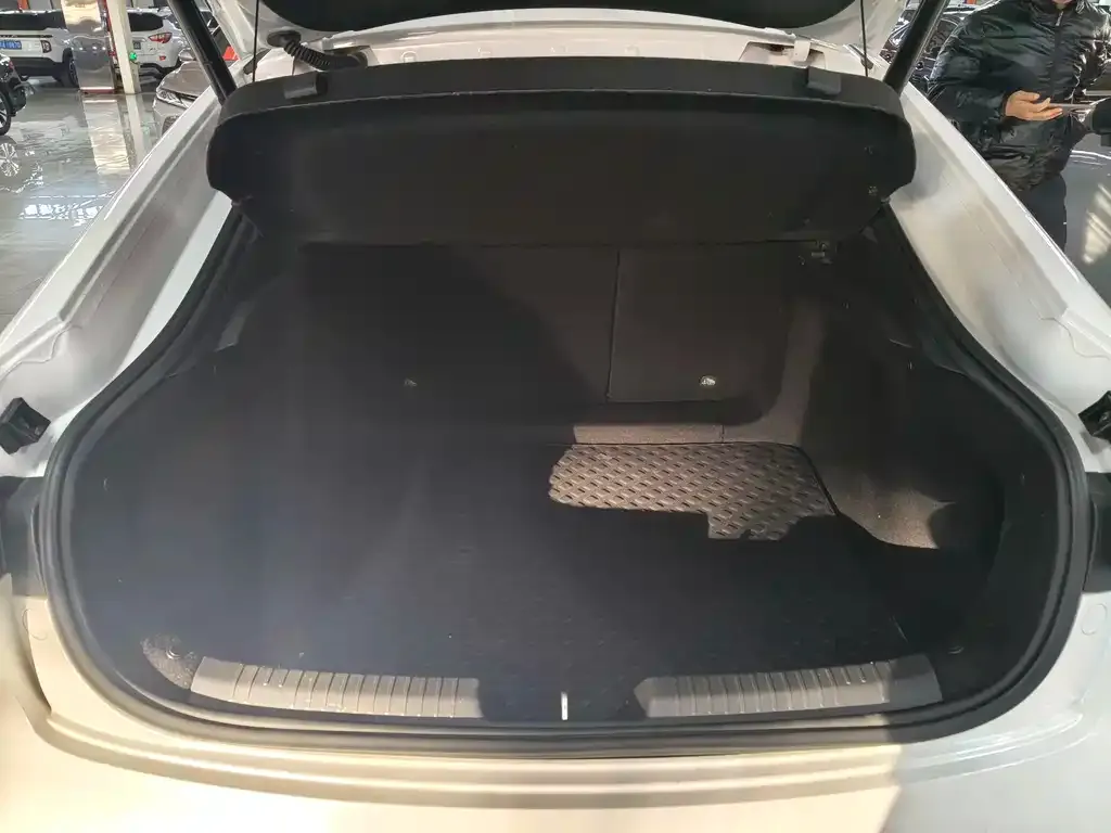 Changan UNI-V 2023 из CN, фото 6