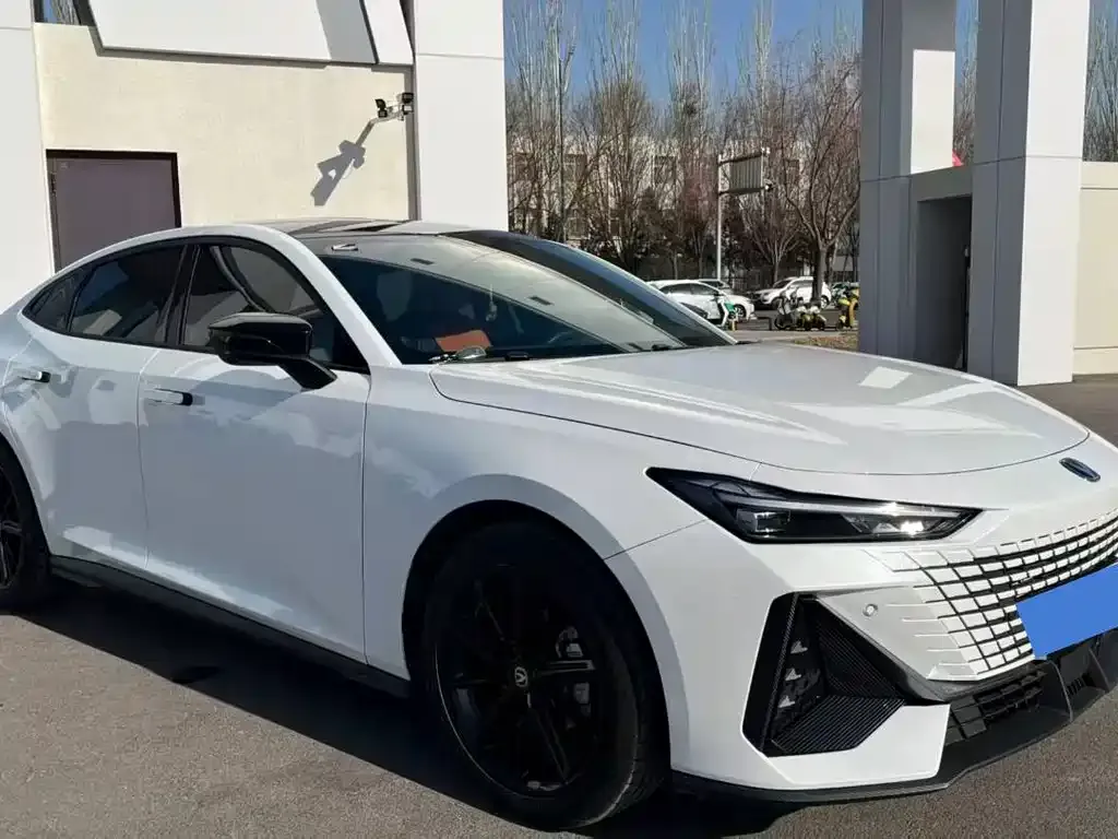 Changan UNI-V 2023 из CN, фото 4