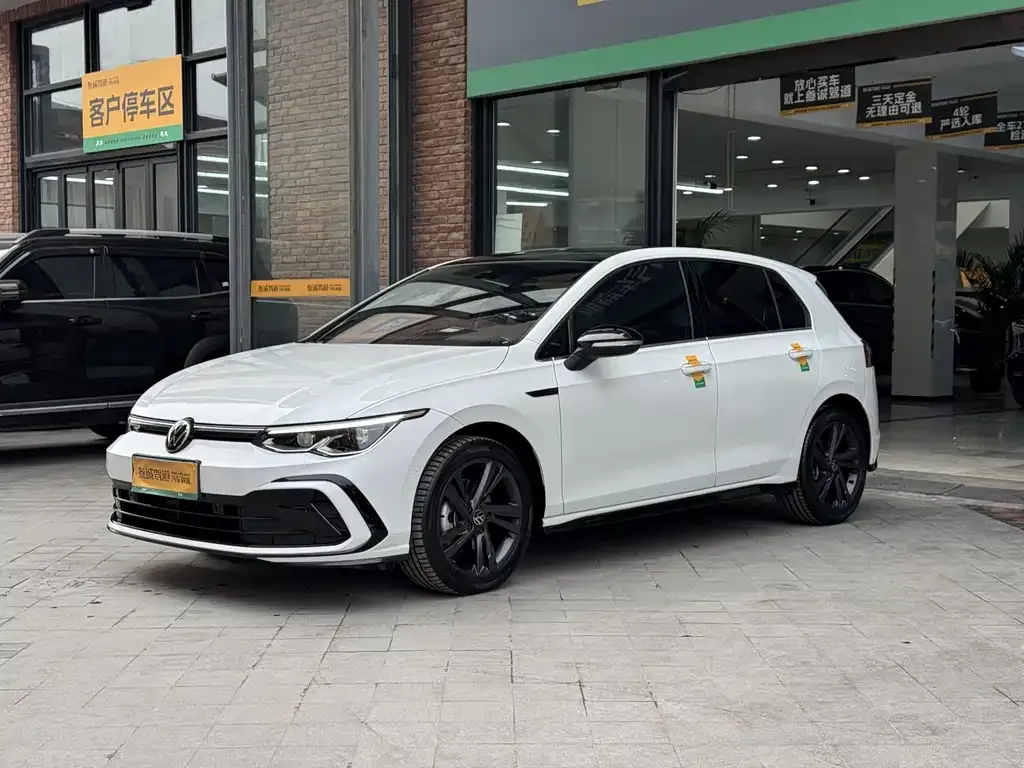 Volkswagen Golf 2022 из CN, фото 10