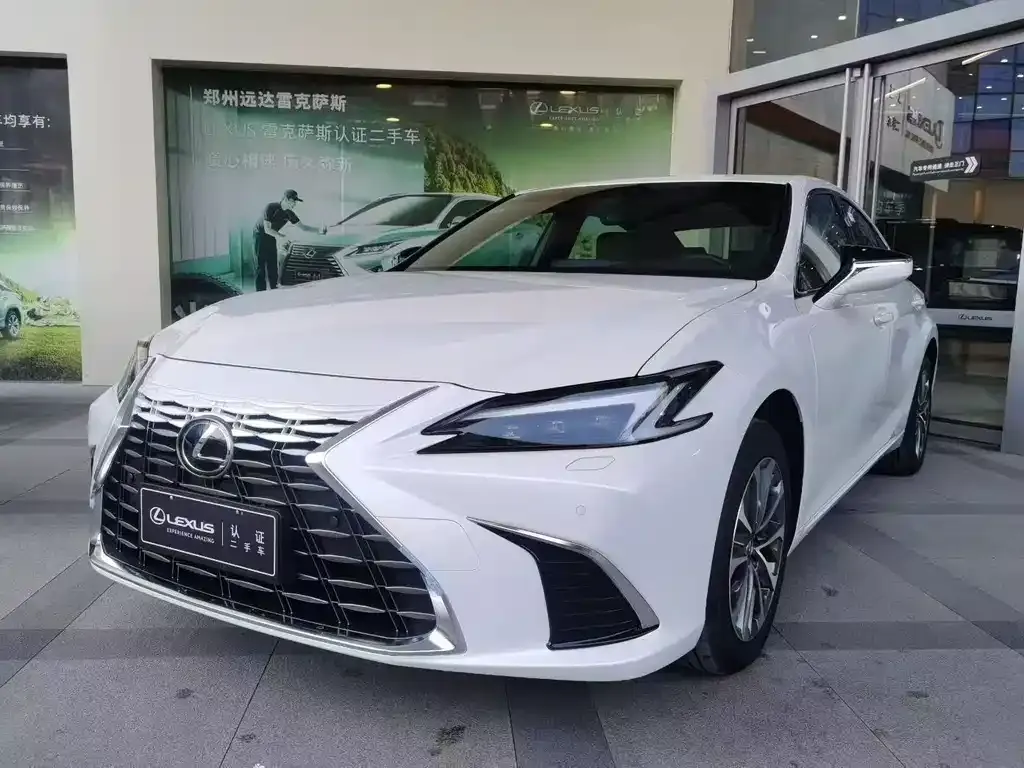 Lexus ES 2026 из CN, фото 1