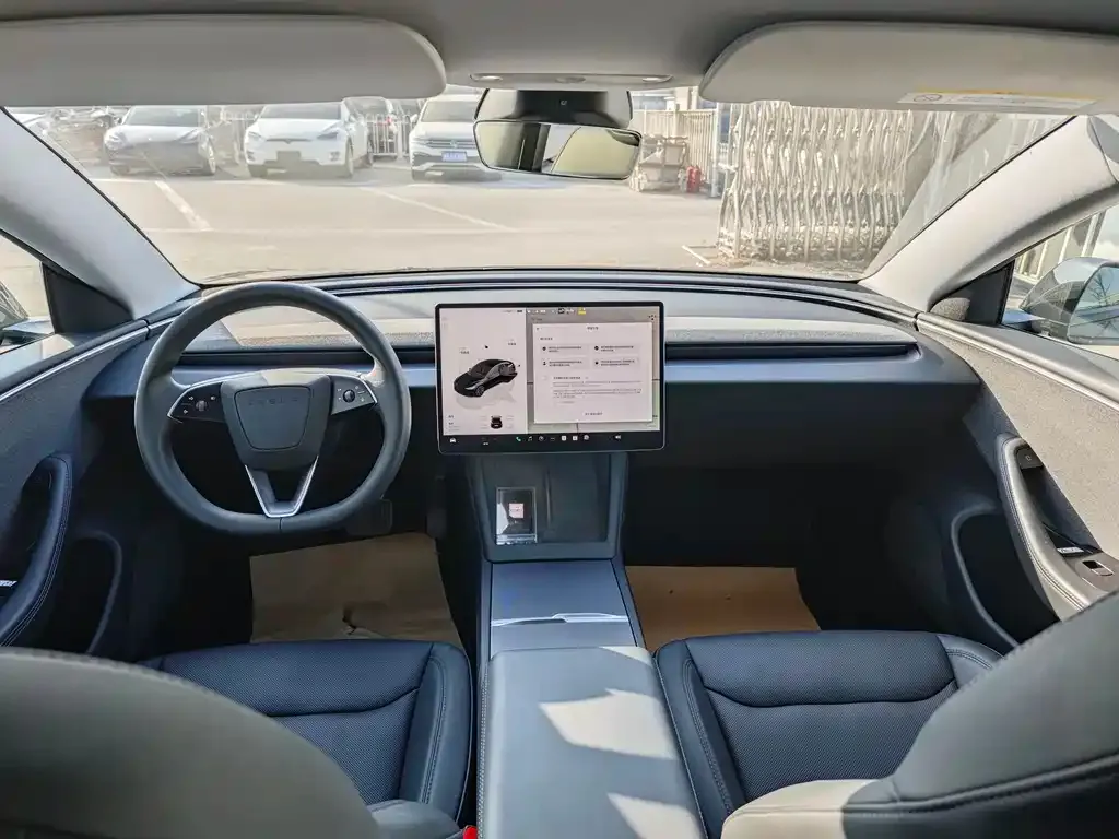 Tesla Model 3 2023 из CN, фото 10