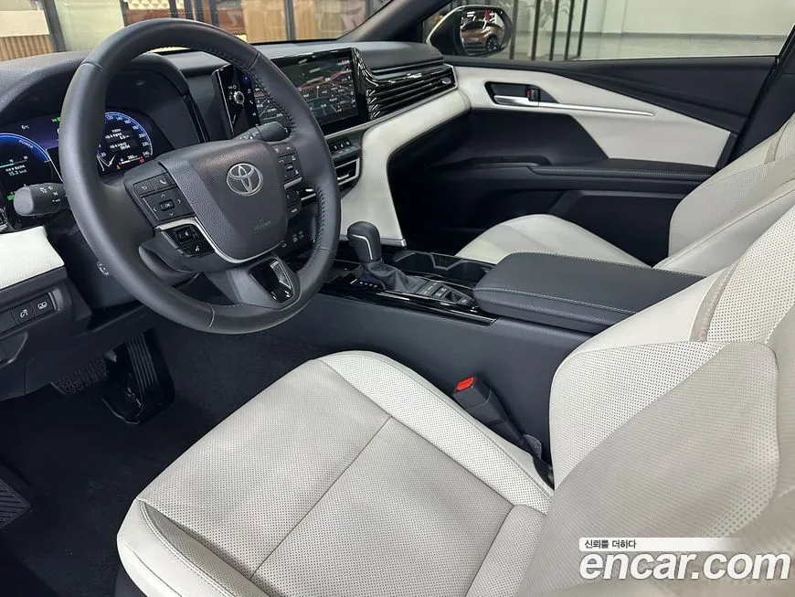 Toyota Camry 2025 из KR, фото 7