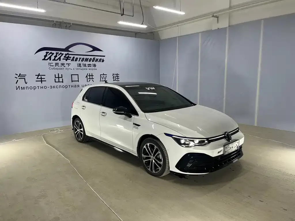 Volkswagen Golf 2023 из CN, фото 6
