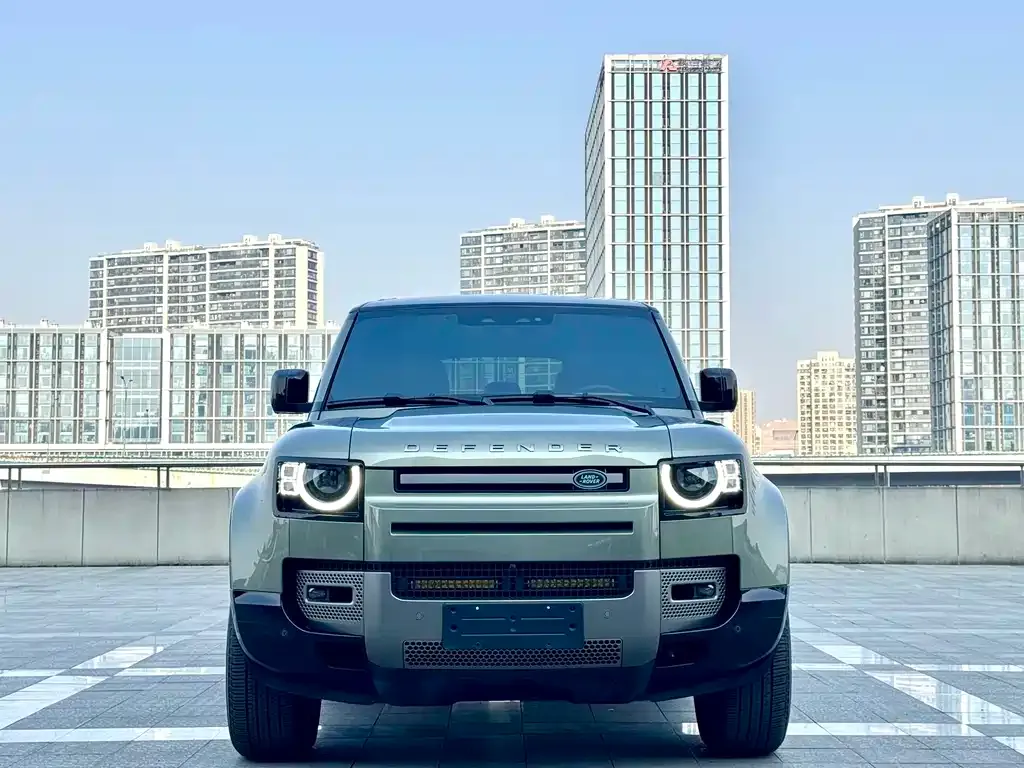 Land Rover Defender — фото 9