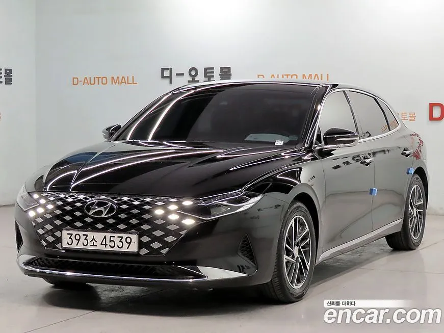 Hyundai Grandeur — фото 1