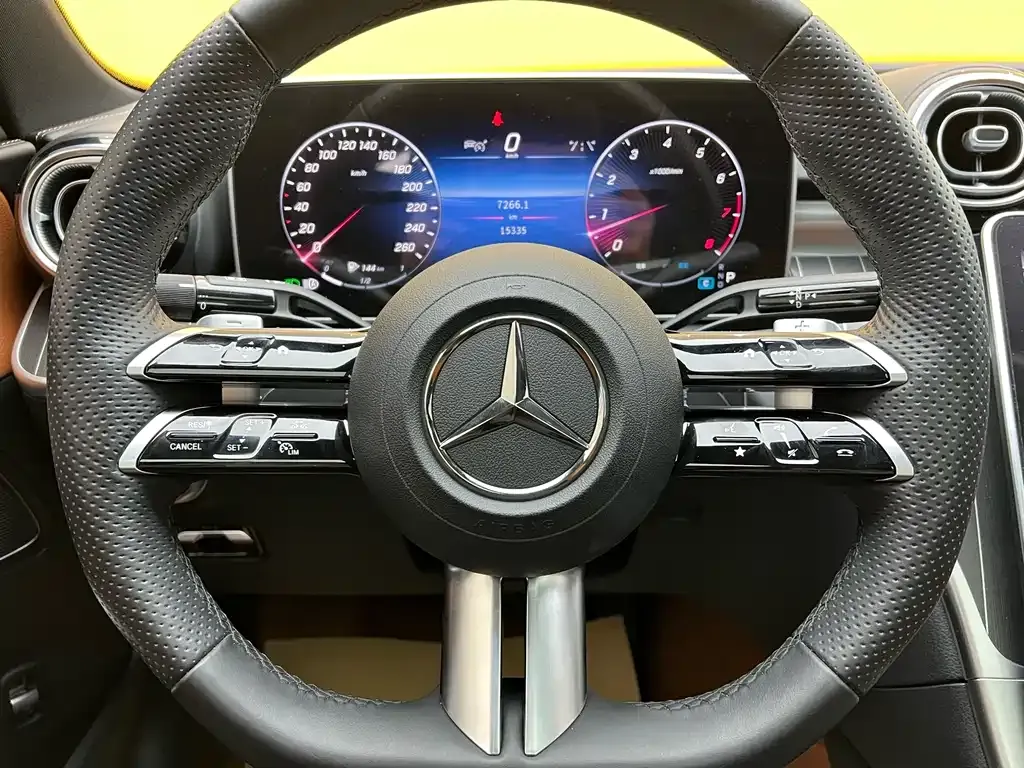 Mercedes-Benz C-Class — фото 10