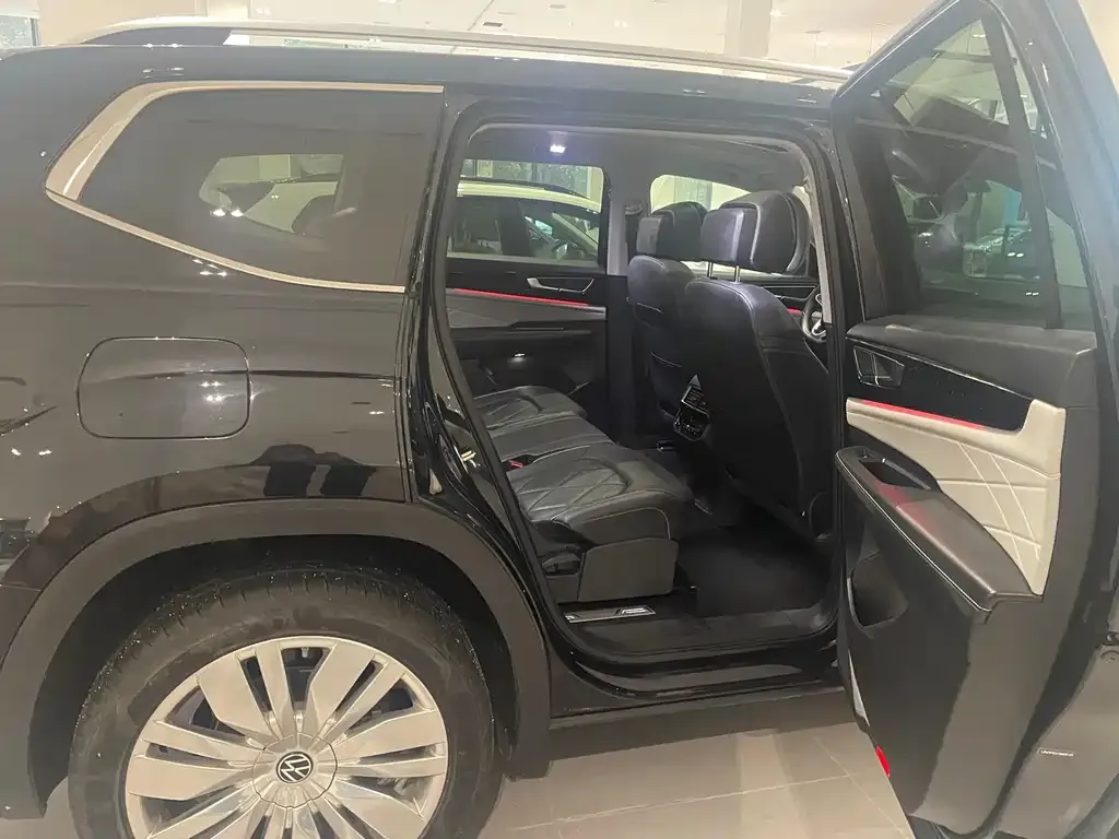 Volkswagen Teramont 2024 из CN, фото 7