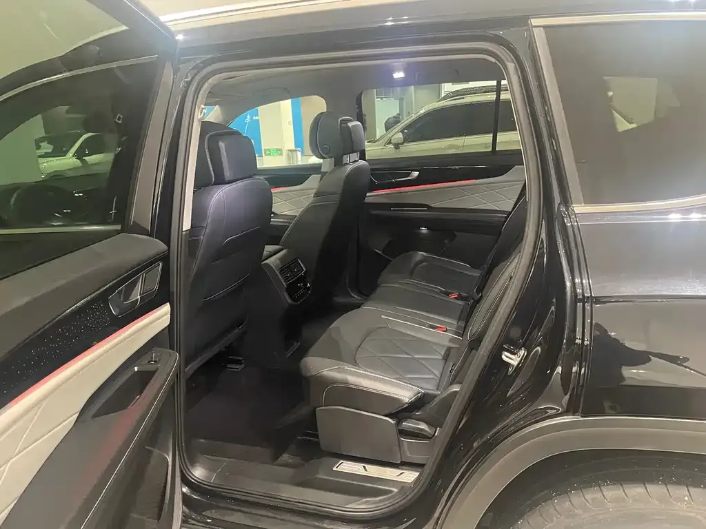 Volkswagen Teramont 2024 из CN, фото 3