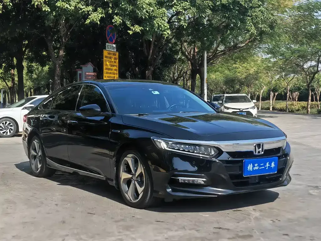 Honda Accord — фото 5