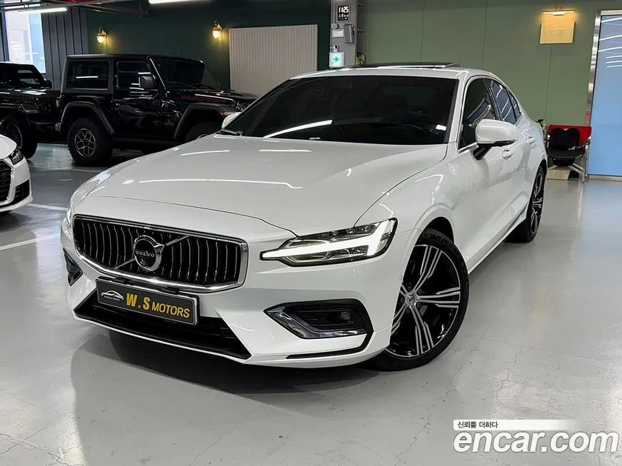 Volvo S60 2022 из KR, фото 1