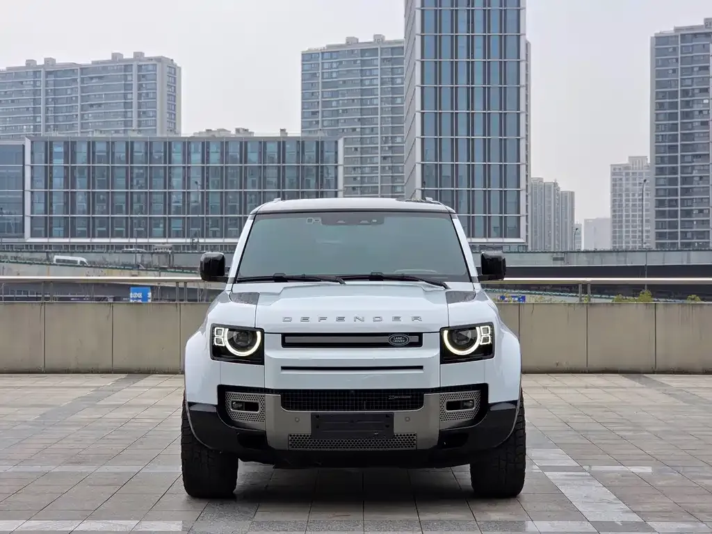 Land Rover Defender — фото 4