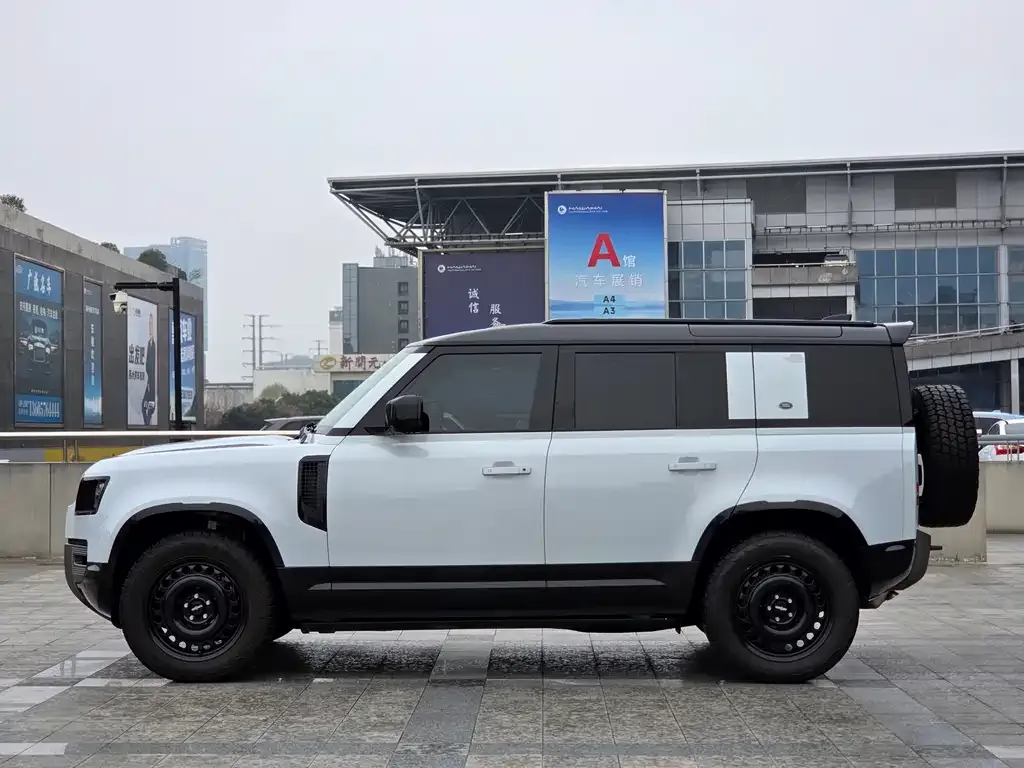 Land Rover Defender — фото 9