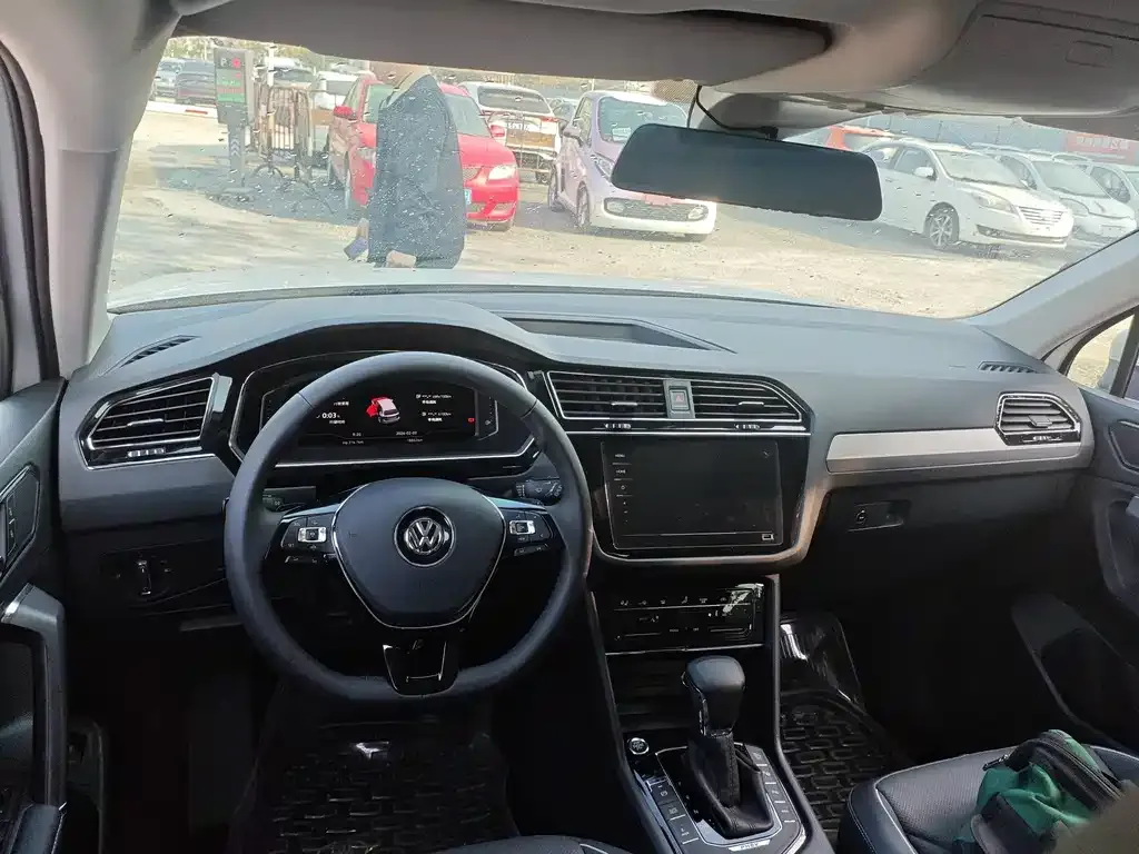 Volkswagen Tiguan L New Energy 2021 из CN, фото 10