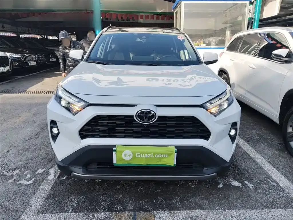 Toyota RAV4 2024 из CN, фото 7