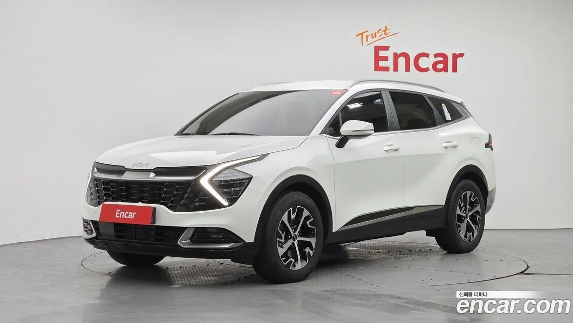 Kia Sportage — фото 1