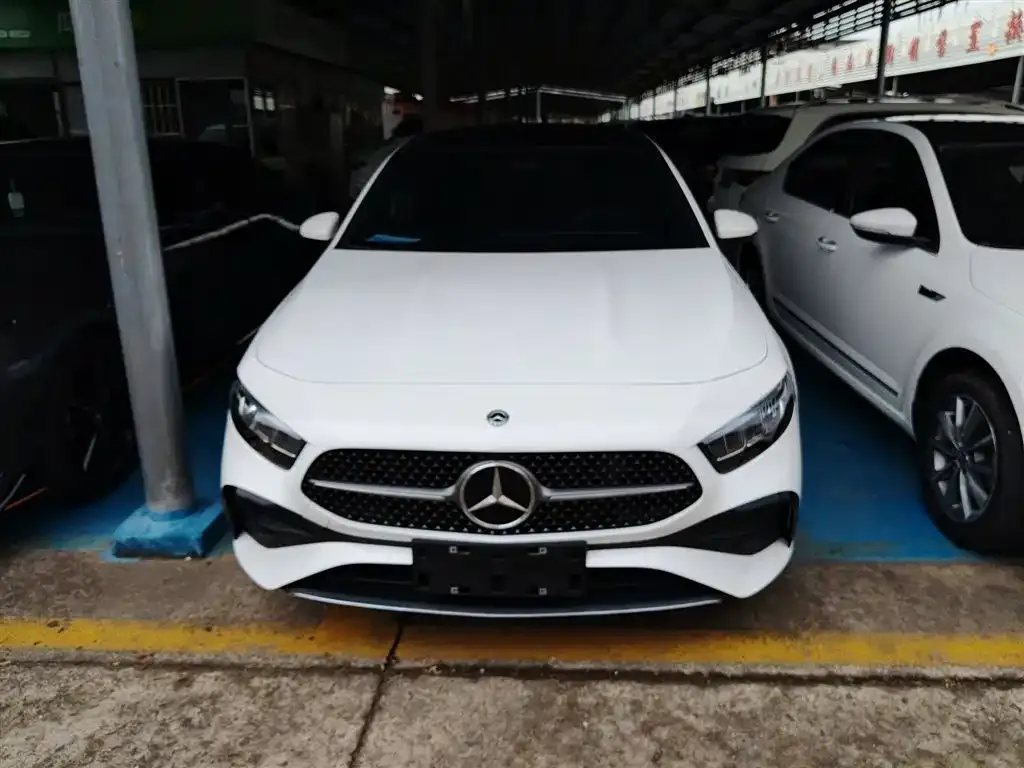 Mercedes-Benz A-Class 2023 из CN, фото 6