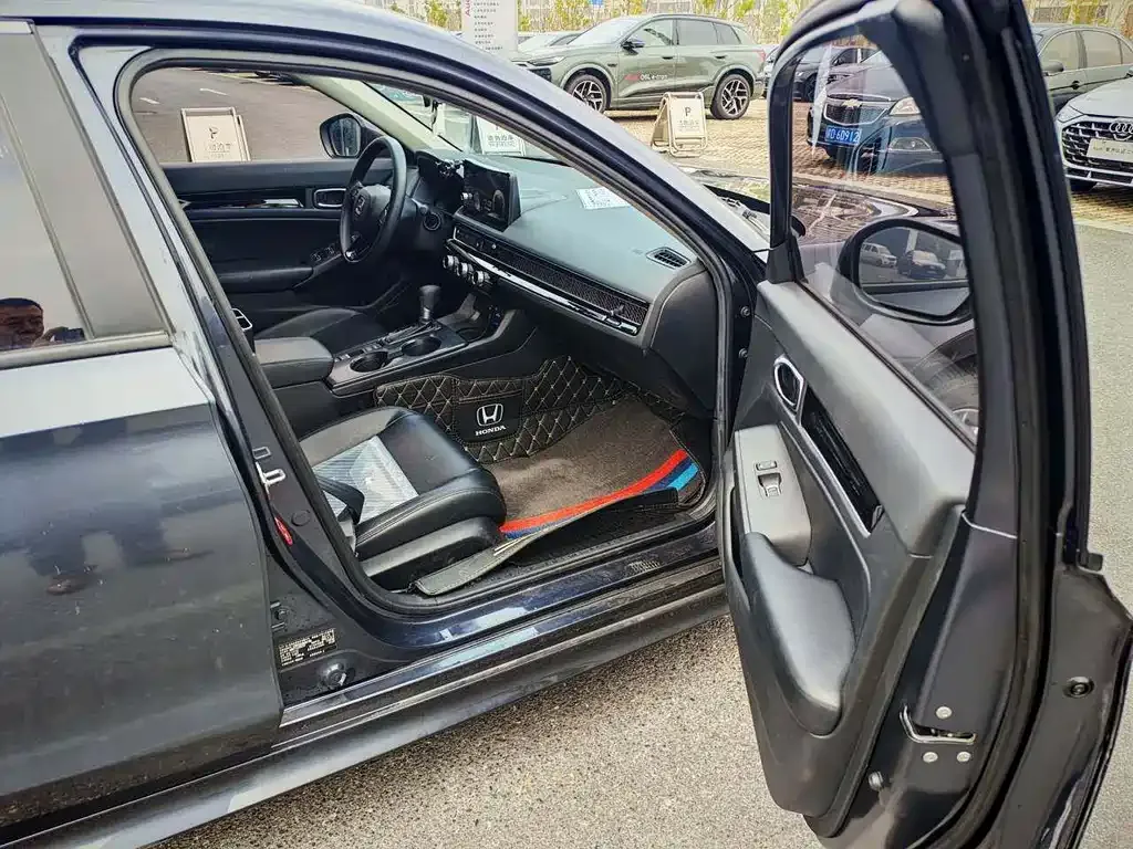 Honda Civic 2022 из CN, фото 8