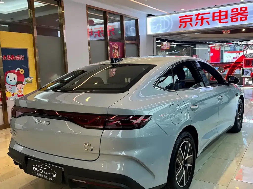 BYD Qin L — фото 7