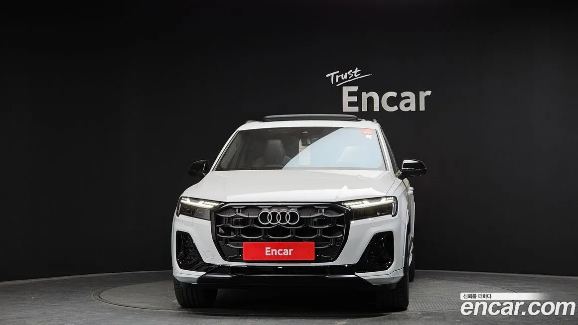 Audi Q7 2026 из KR, фото 2